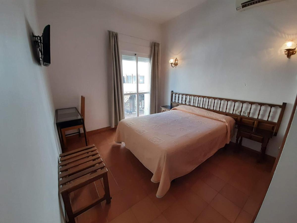 Hotel Buenavista Estepona Exterior photo A room at the hotel