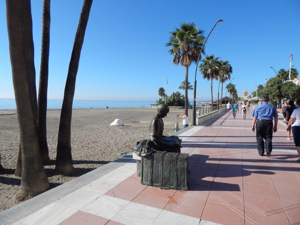 Hotel Buenavista Estepona Exterior photo The promenade